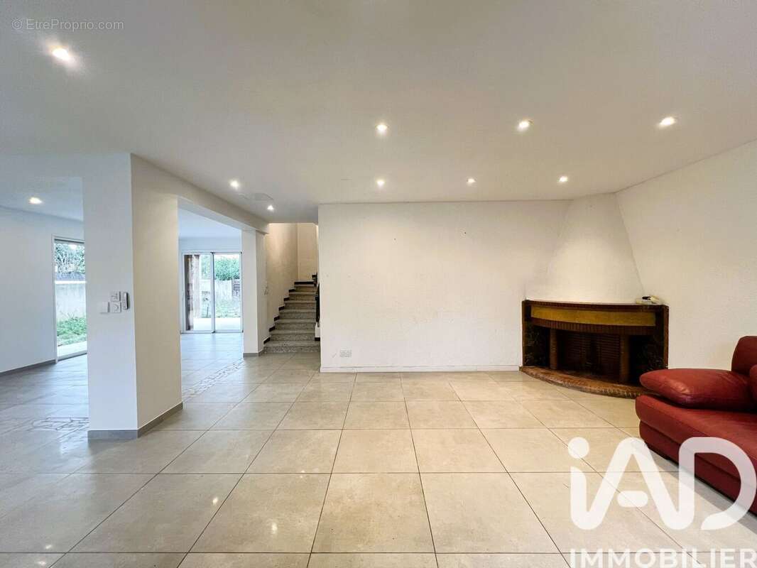 Photo 2 - Maison à SAINT-CYPRIEN