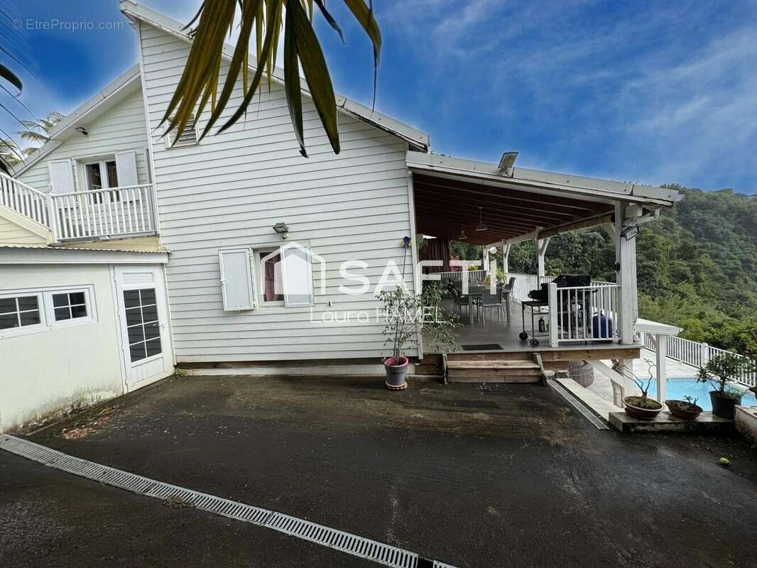 Photo 2 - Maison à SAINT-PIERRE