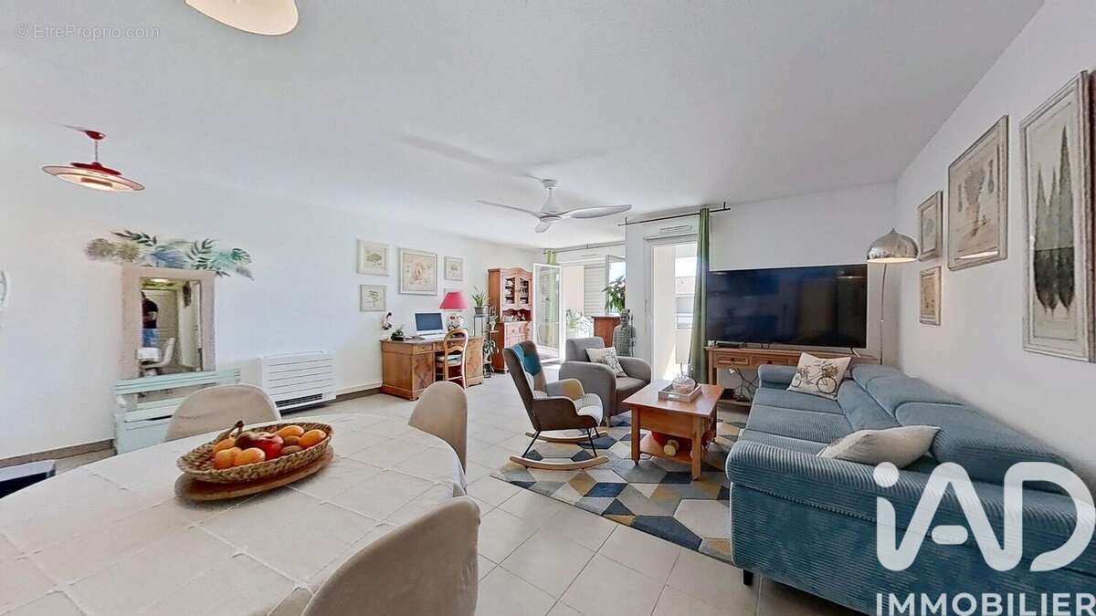 Photo 4 - Appartement à ROQUEBRUNE-SUR-ARGENS