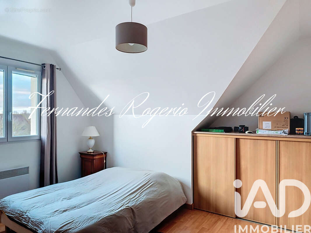 Photo 8 - Maison à NEUVILLE-AUX-BOIS