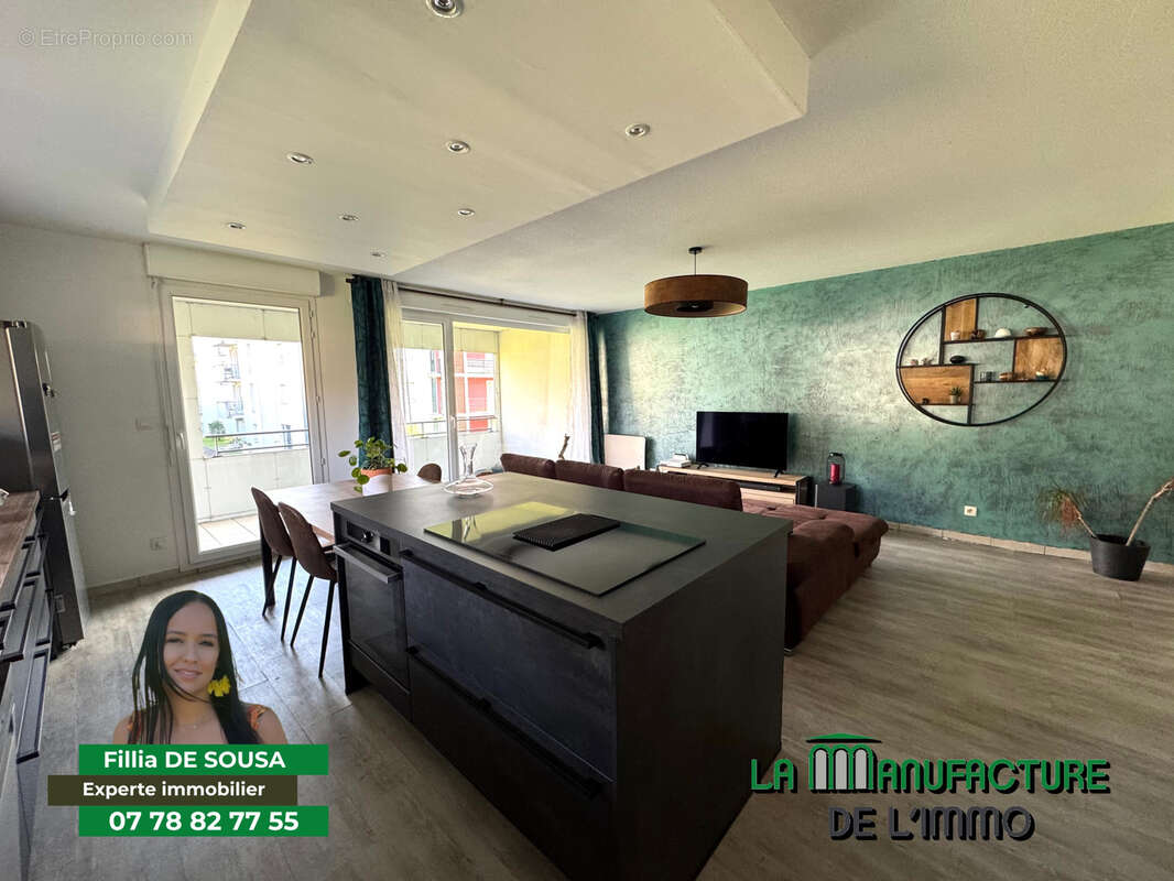 Appartement à SAINT-PRIEST-EN-JAREZ