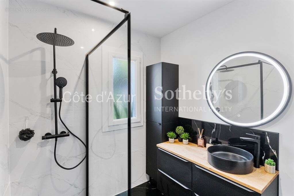 Maison à LES ADRETS-DE-L&#039;ESTEREL