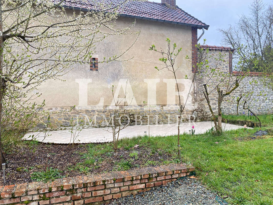 Maison à LA FRESNAYE-SUR-CHEDOUET