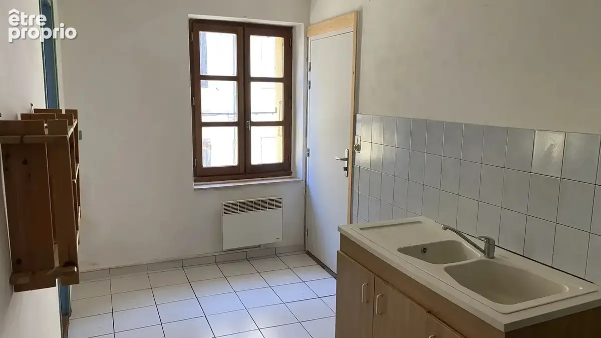 Appartement T2 proche centre ville - photo 3