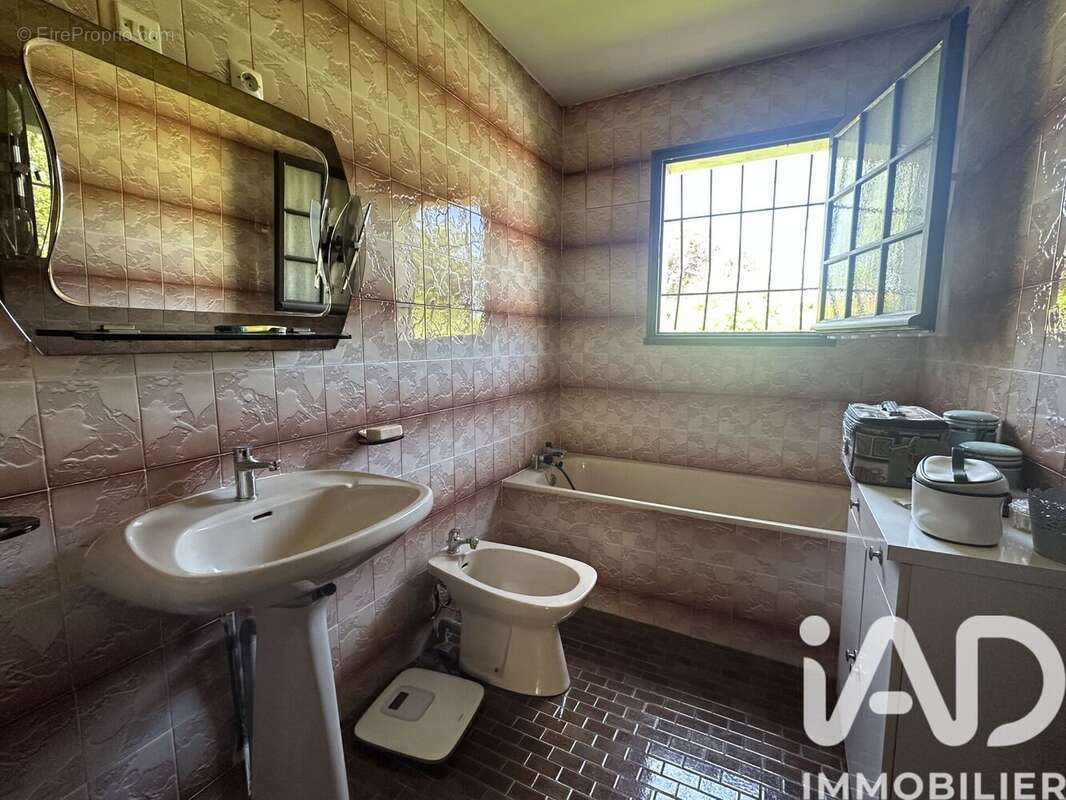 Photo 7 - Maison à VERINES