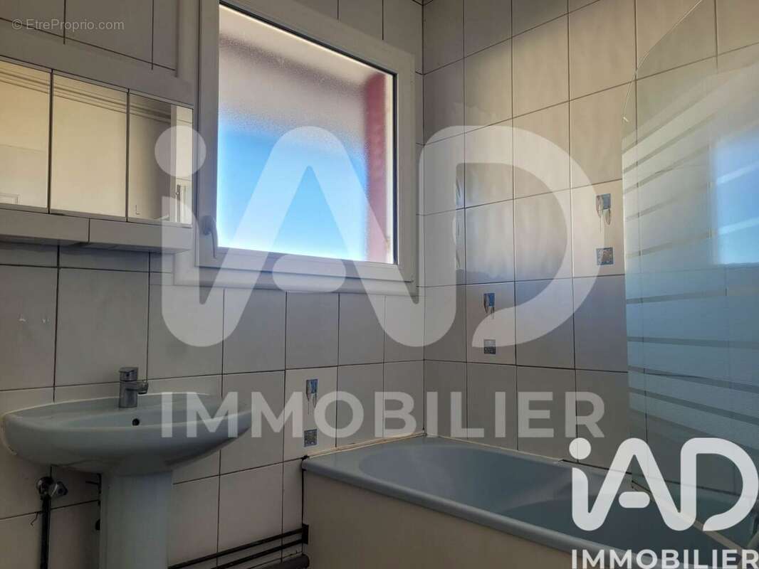 Photo 7 - Appartement à MONTLUCON