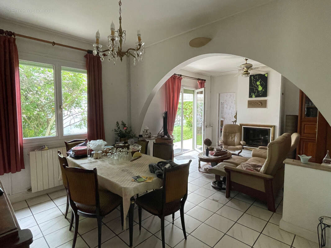 Maison à LE BOUSCAT