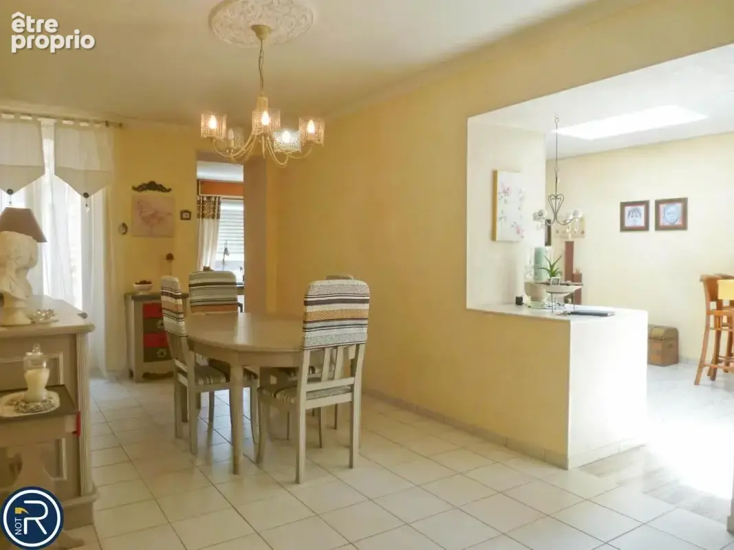 Maison 130 m² à Montsurs  - photo 4