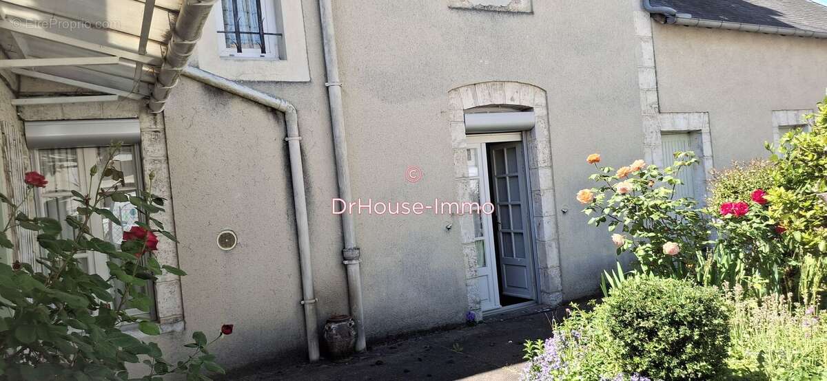 Maison à THIVIERS