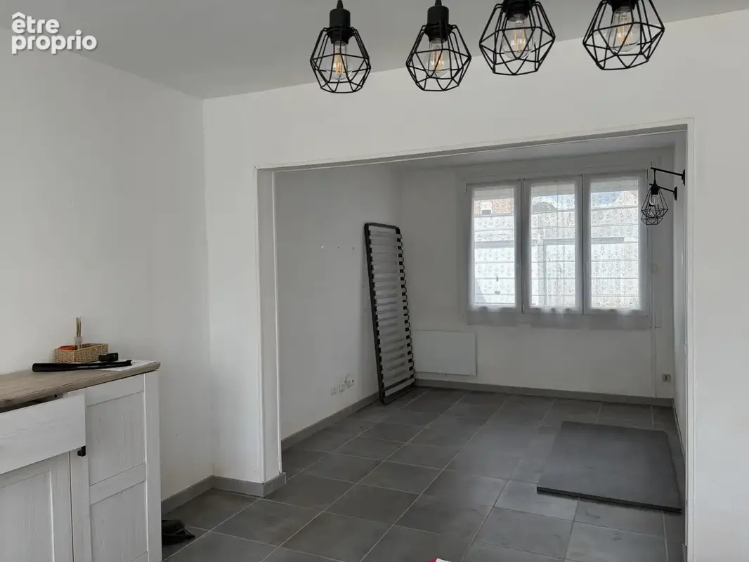 Maison semi mitoyenne de 80 m2 hab environ bâtie sur 243 m2 - photo 6