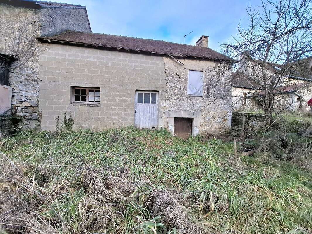 Maison 77 m² à Saint-Remy-Du-Val  - photo 2