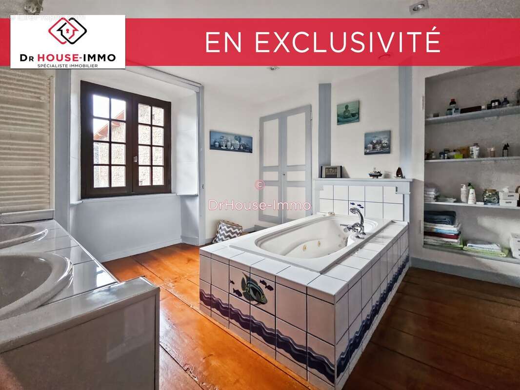 Maison 262 m² à Soleymieux  - photo 24
