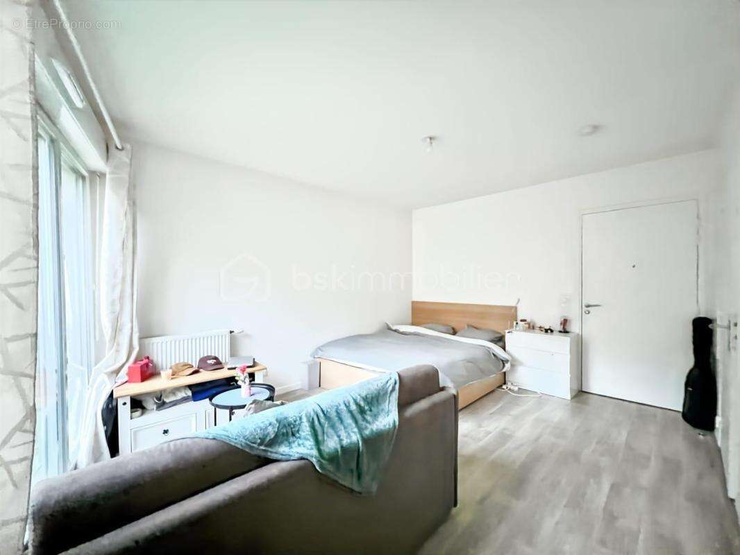 Appartement à LE BLANC-MESNIL