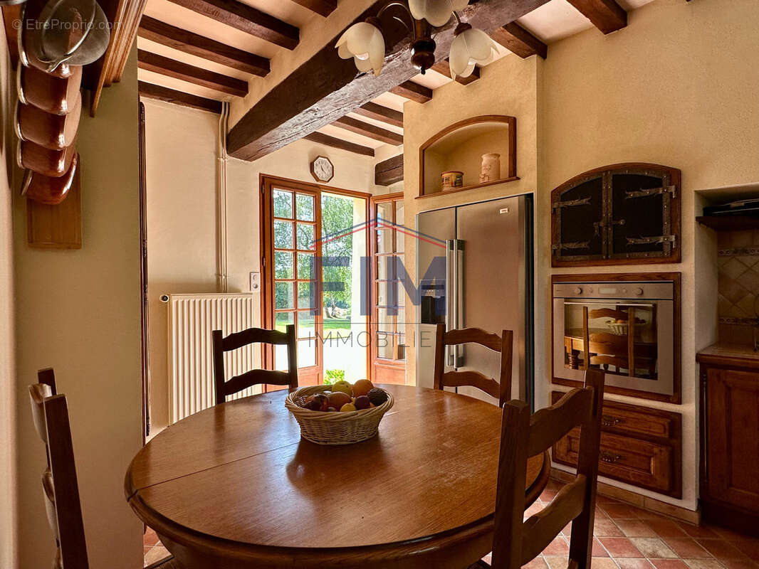 Maison à NEUFCHATEL-EN-BRAY