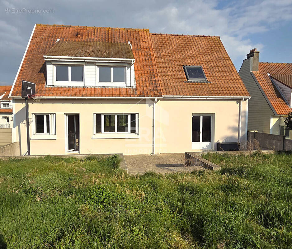 Maison à SAINT-ETIENNE-AU-MONT