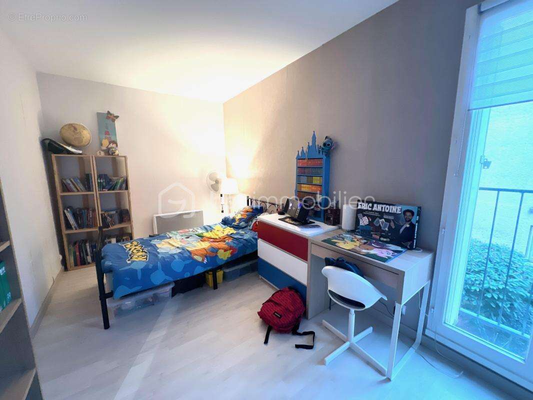 Appartement à LARDY