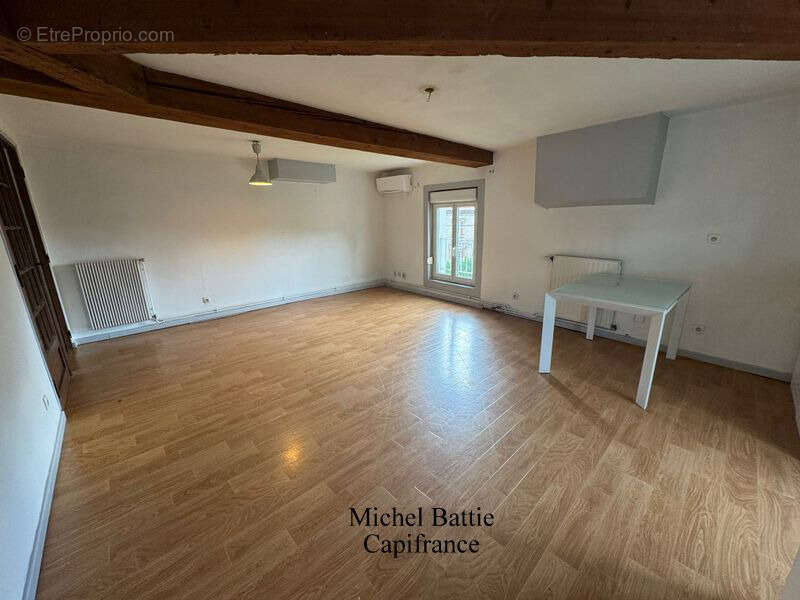 Appartement à LA FOUILLOUSE