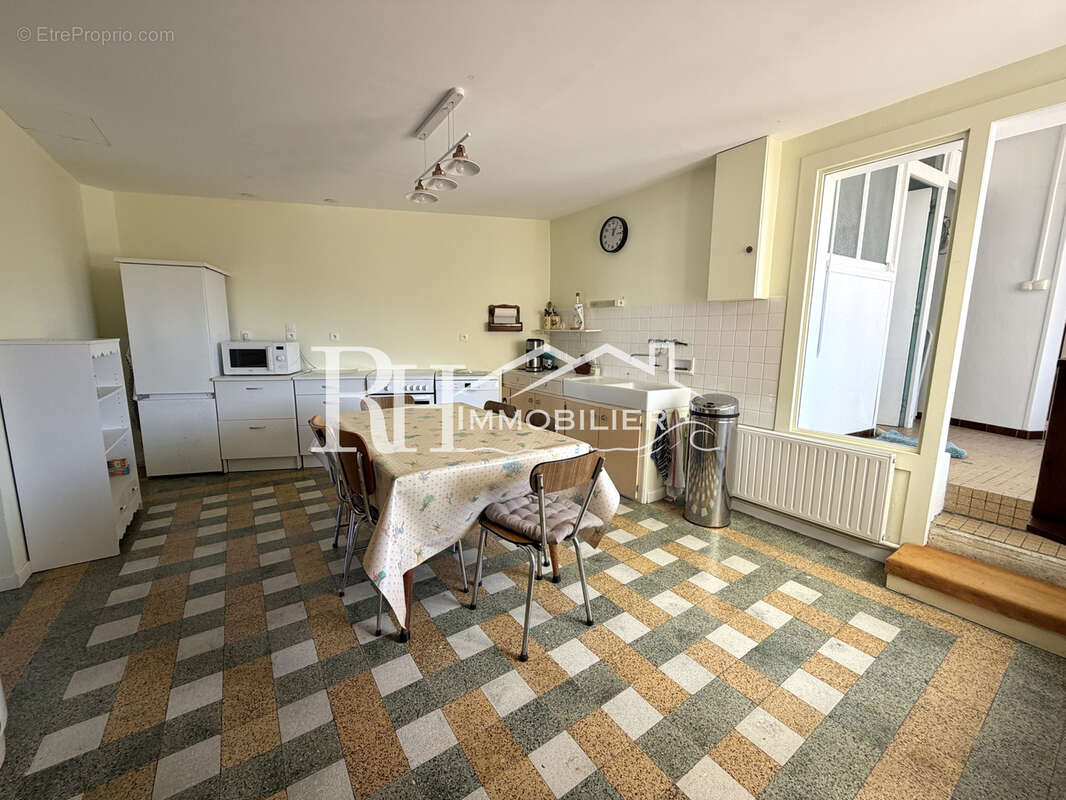 Maison 6 chambres, proche commerces et plages - photo 4