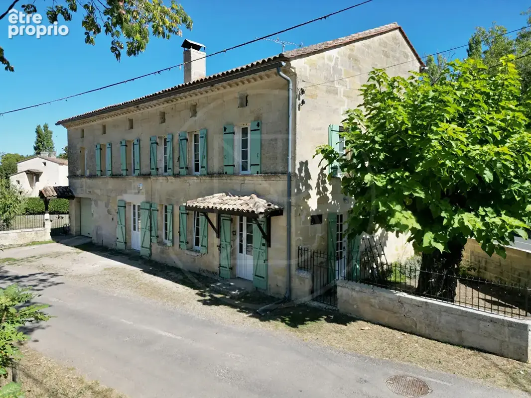Maison à SAINT-EMILION