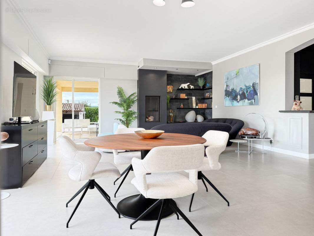 Maison à LA COLLE-SUR-LOUP