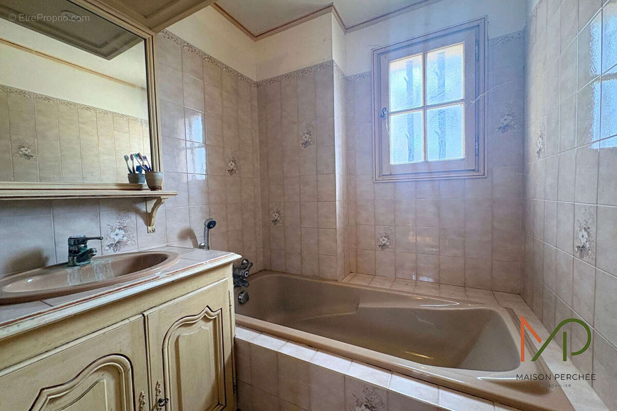 Villa  6 pièces 169 m2 à Figanières - photo 9
