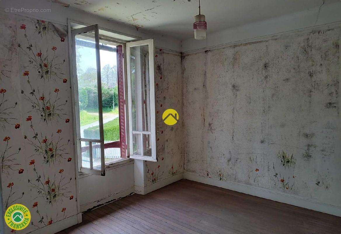 Maison à DUN-LE-PALESTEL