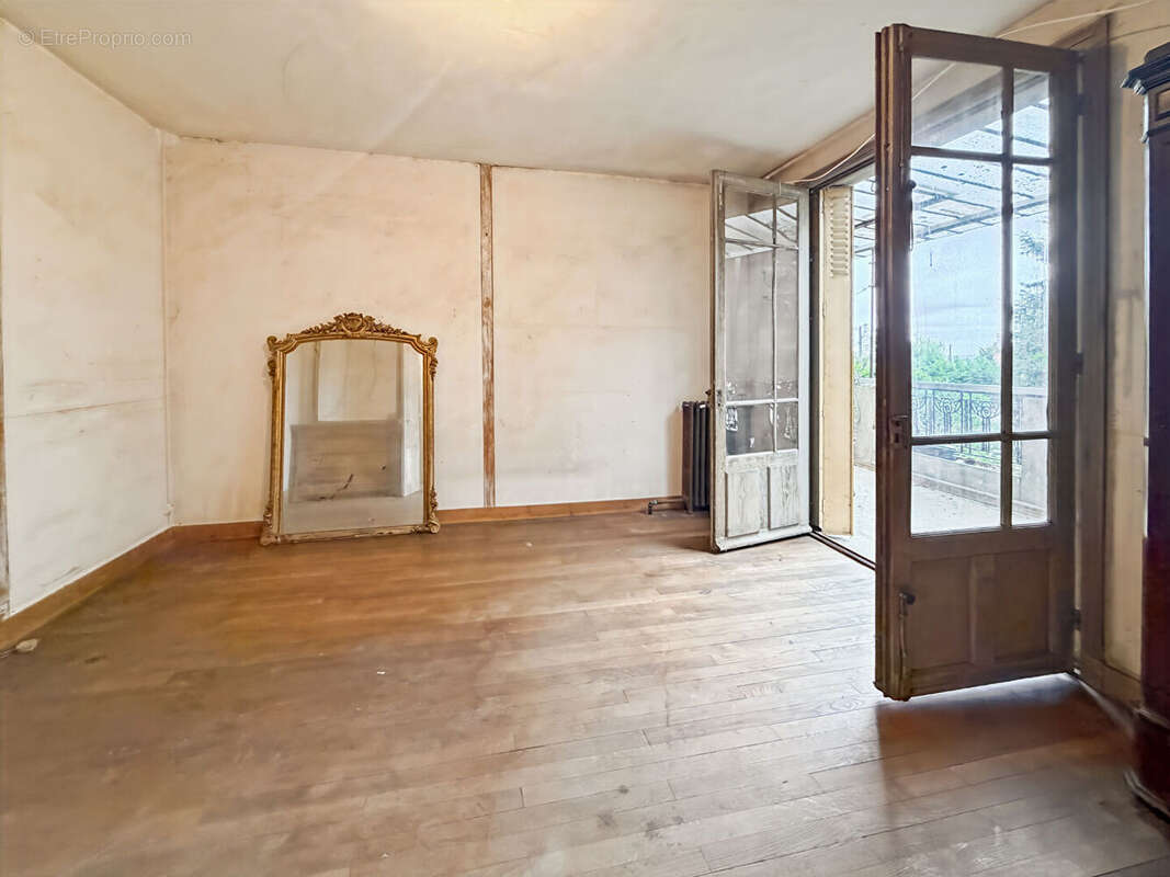 Maison à SAULX-LES-CHARTREUX
