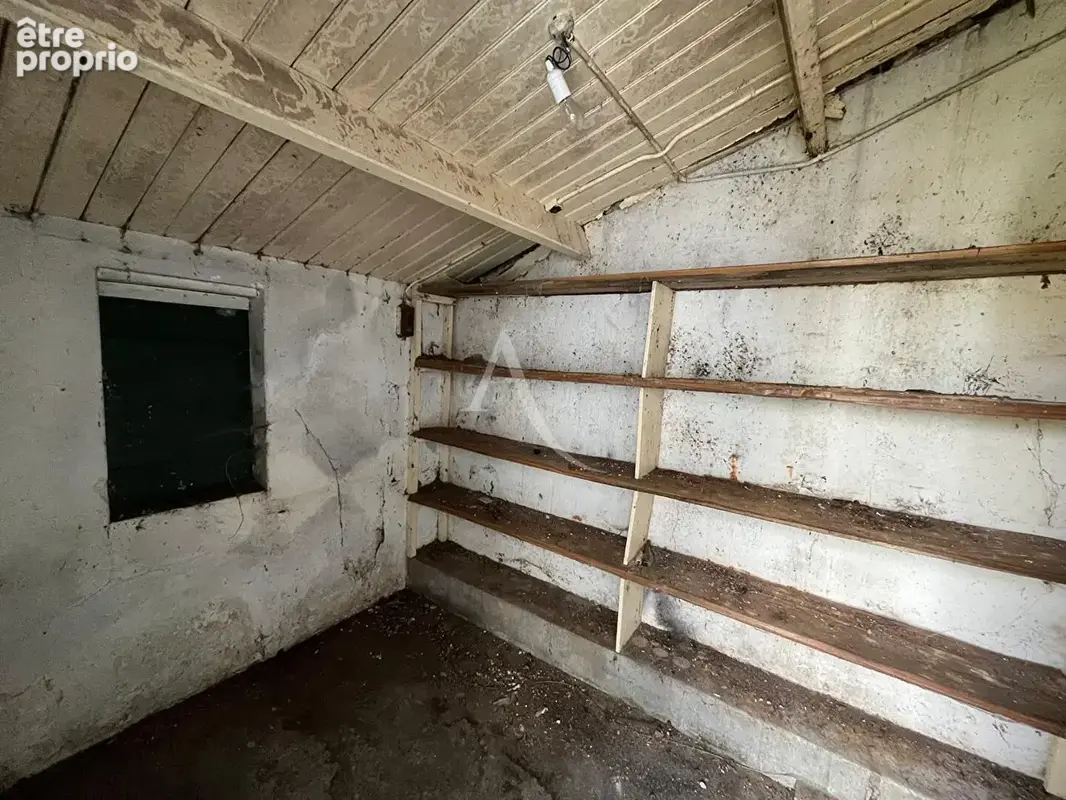 SOULLANS , maison à rénover et à agrandir sur 345 m² - photo 4