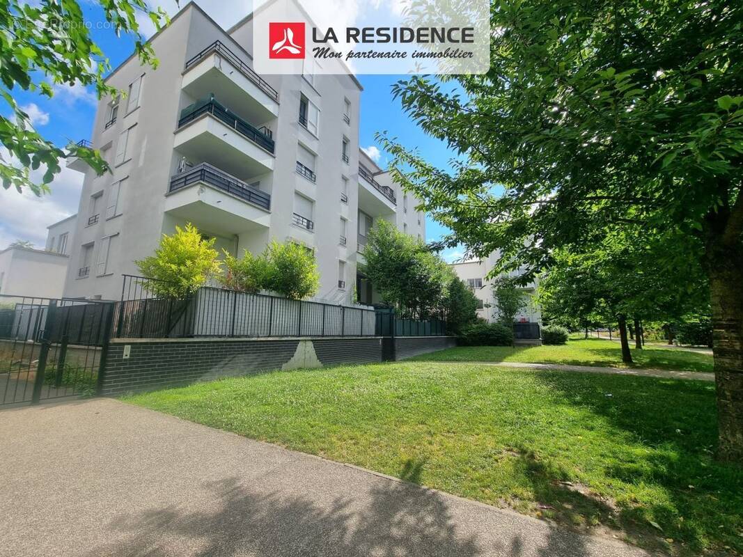 Appartement à STAINS