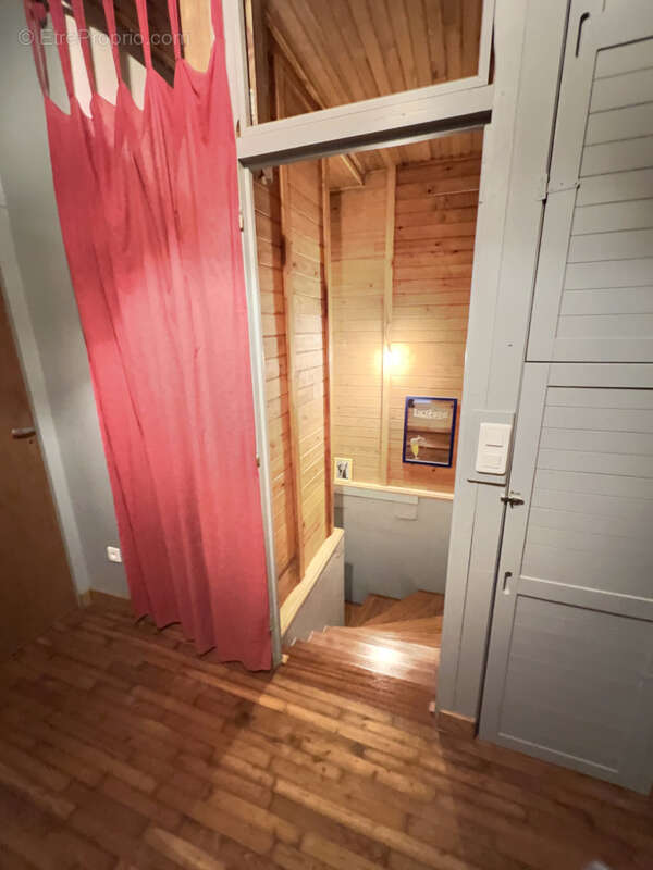 Maison à SALIGNAC-EYVIGUES