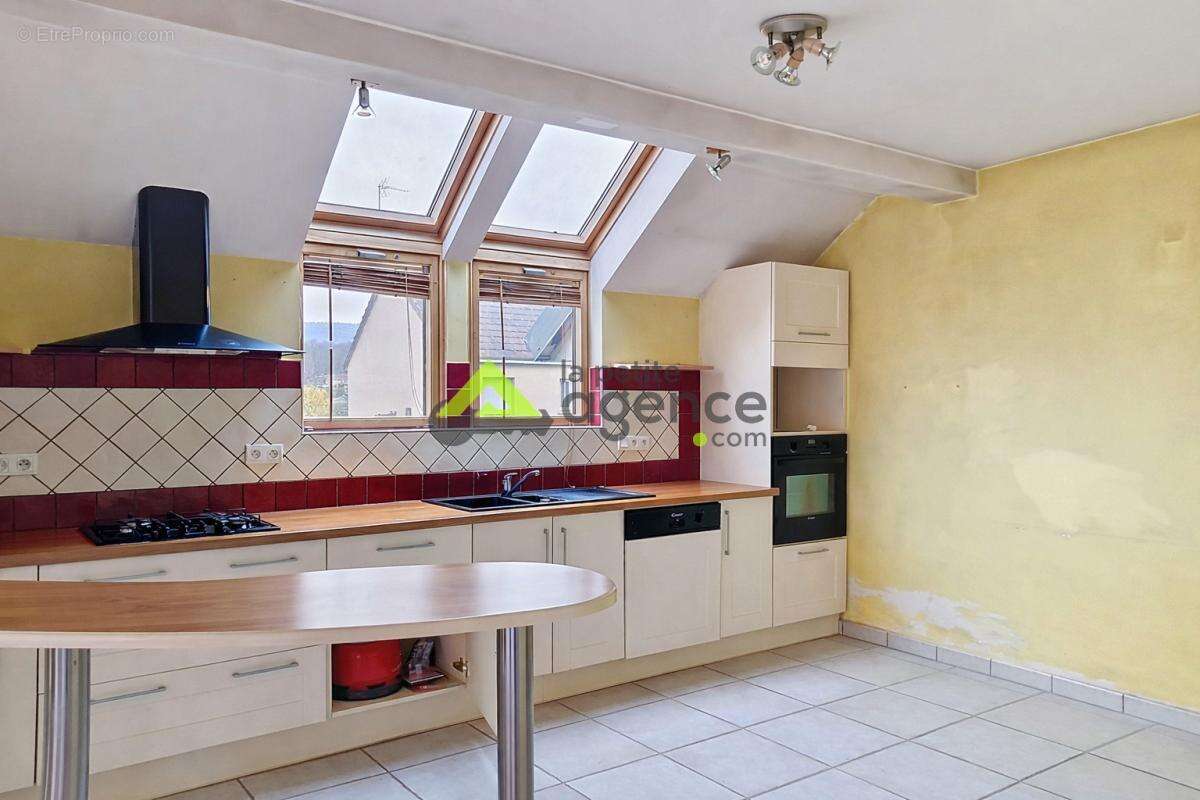 Maison à SAINTE-FEYRE