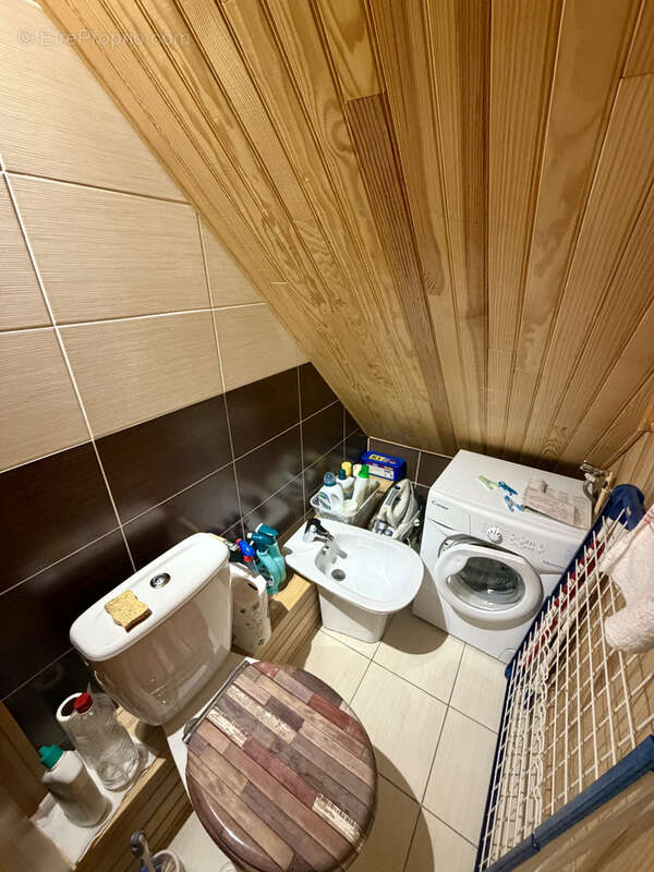 Appartement à LAVEISSIERE