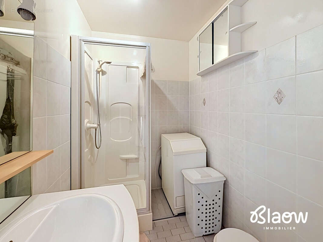 Appartement à MEYZIEU