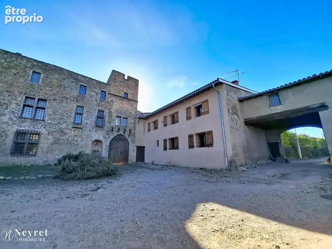 Rare, dans corps de logis du XVI e siècle, Maison de 191,64 m2, 4 chambres sur 832 m2 clos et arboré - photo 29