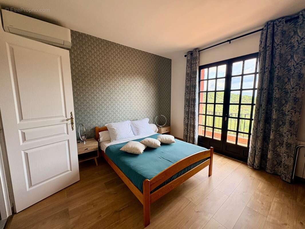 Maison à Propriété d’exception de 500 m² – Maison de famille ou domaine d'accueil (Gîtes & Chambres d'Hôtes) - photo 6