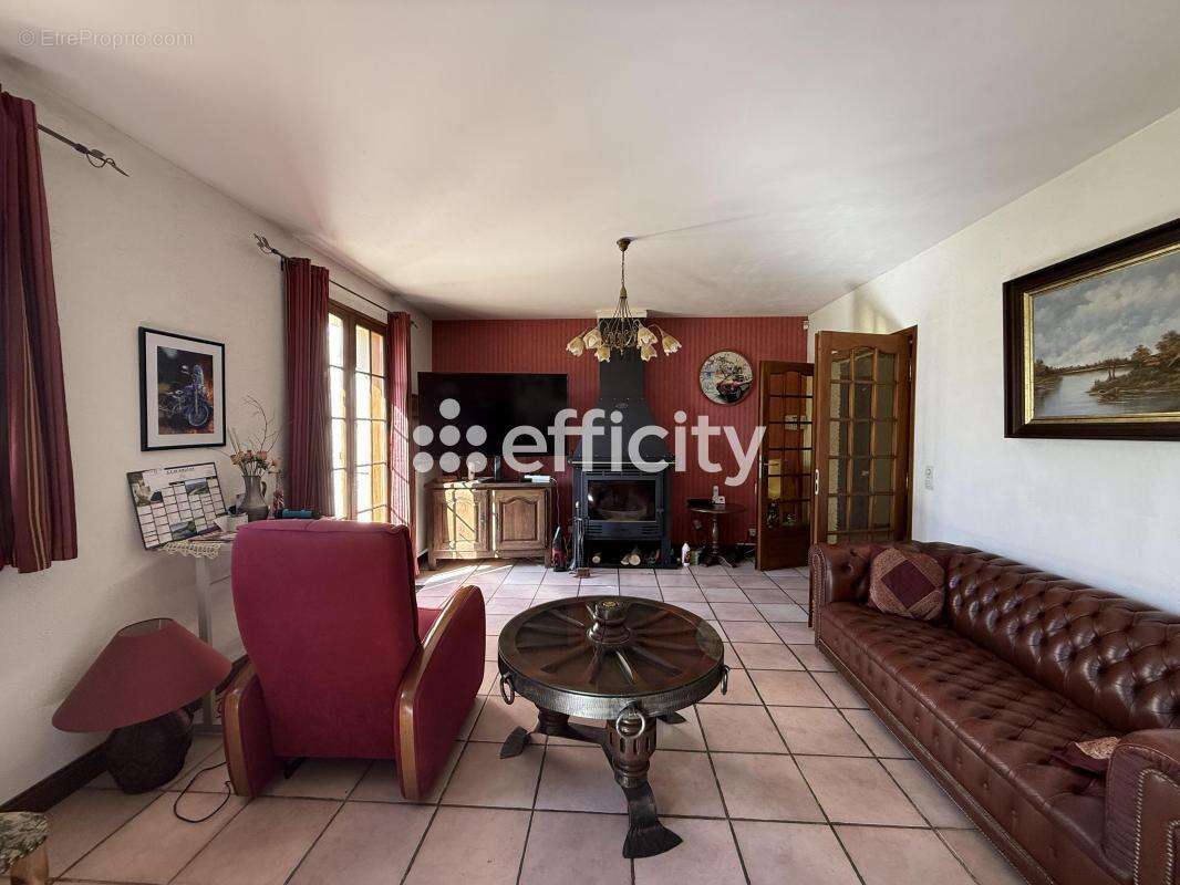 Maison 160 m² à Breval  - photo 9