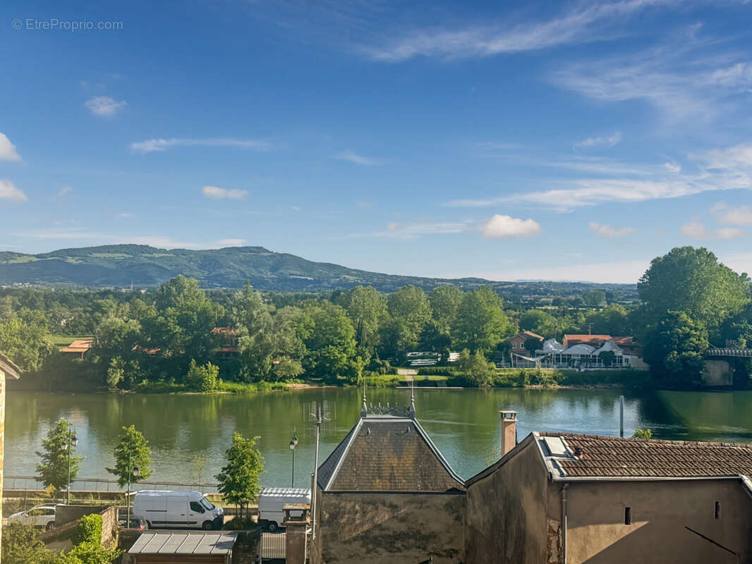 Appartement à TREVOUX