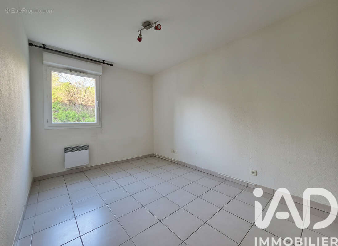 Photo 4 - Appartement à ONET-LE-CHATEAU