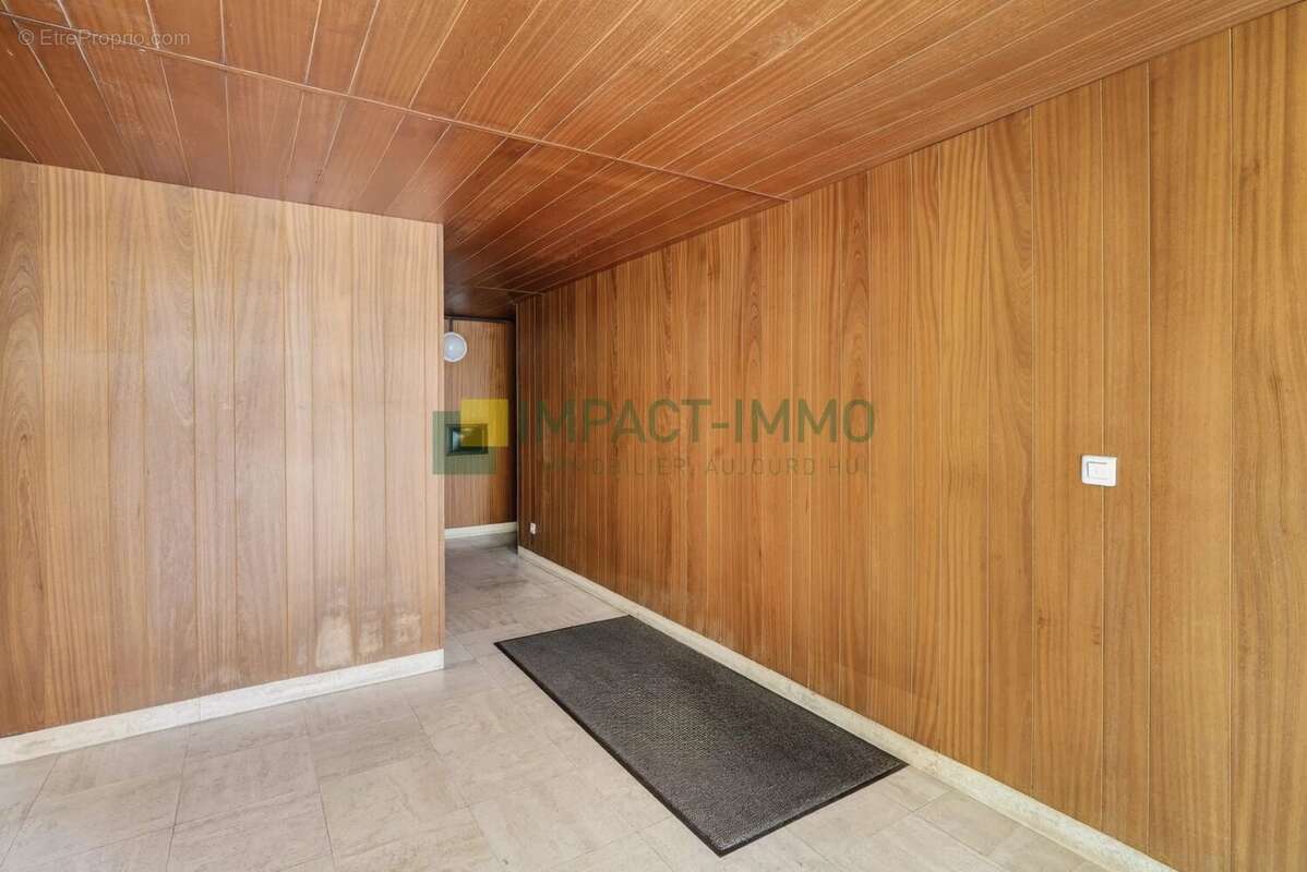 Appartement à COLOMBES