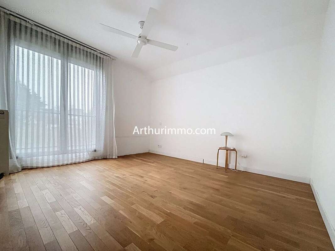 Maison à LIMEIL-BREVANNES