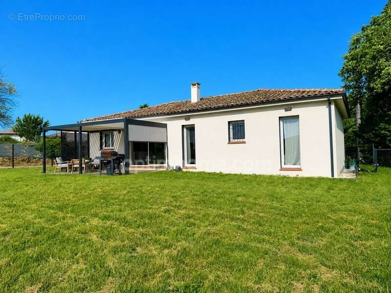 Maison à LEVIGNAC