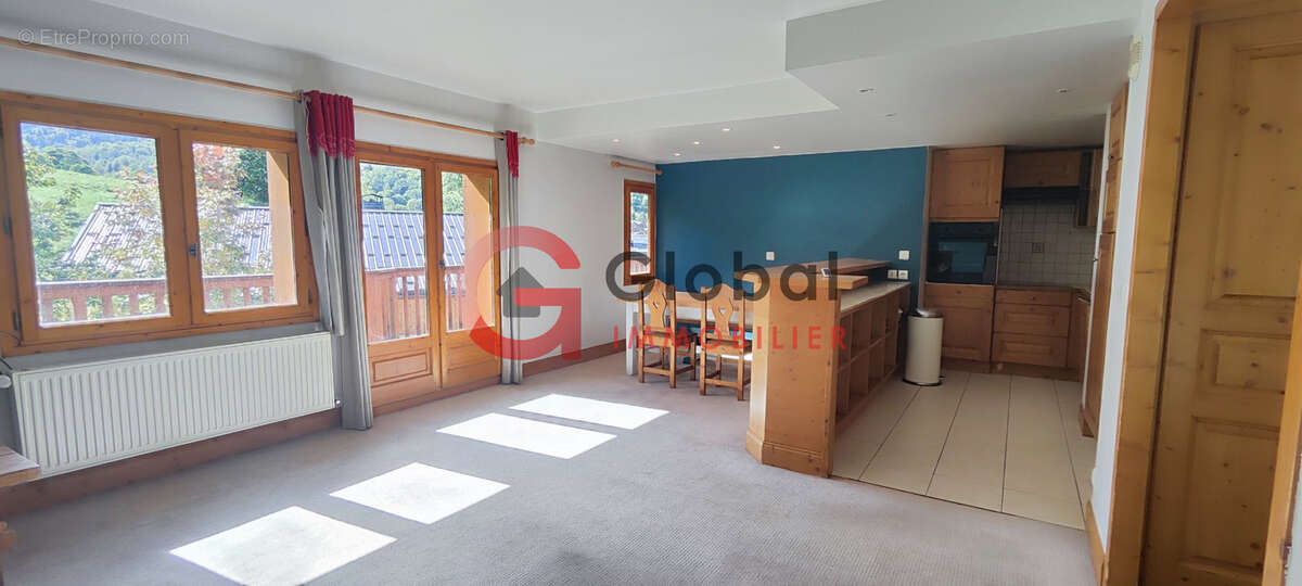 Appartement à LES ALLUES