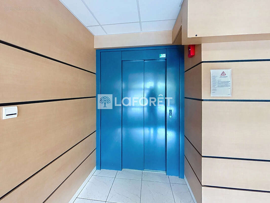 Appartement à FLEURY-LES-AUBRAIS