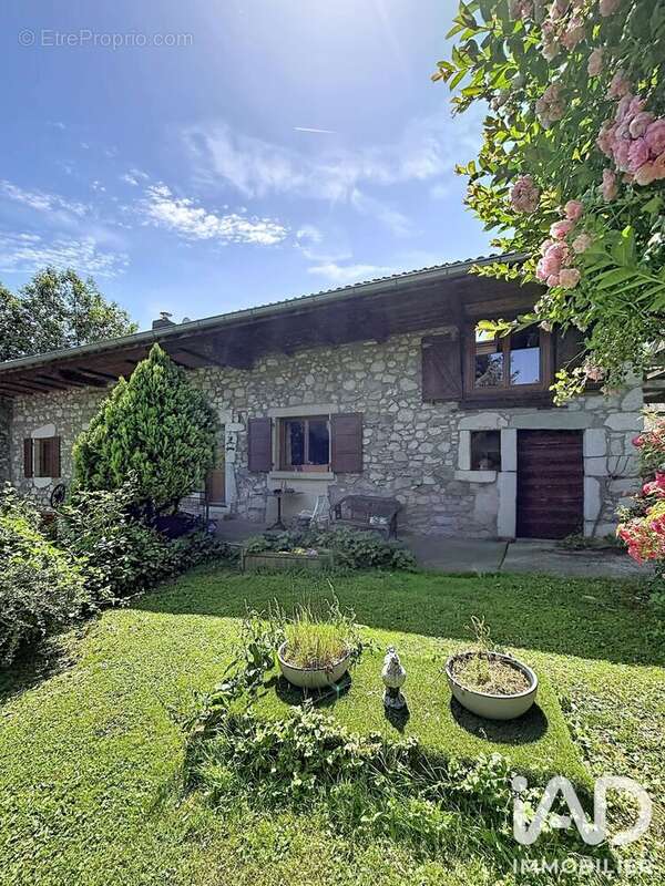 Photo 2 - Maison à CLARAFOND-ARCINE
