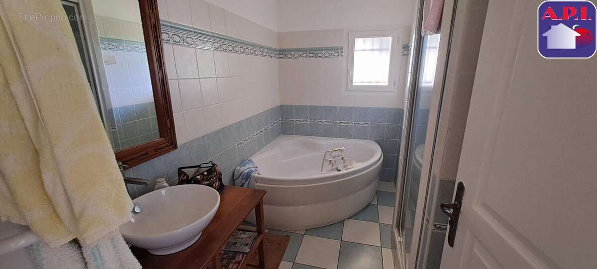 Maison à LAROQUE-D'OLMES