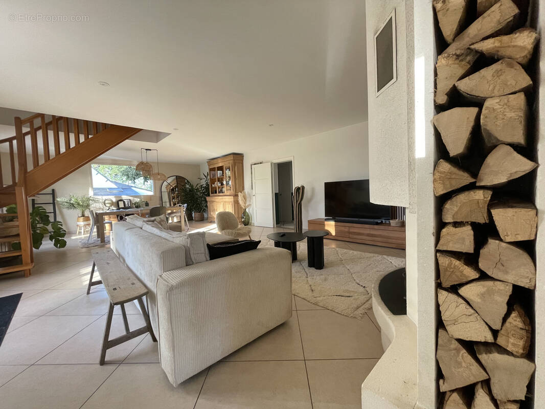 Maison à SAINT-GEREON