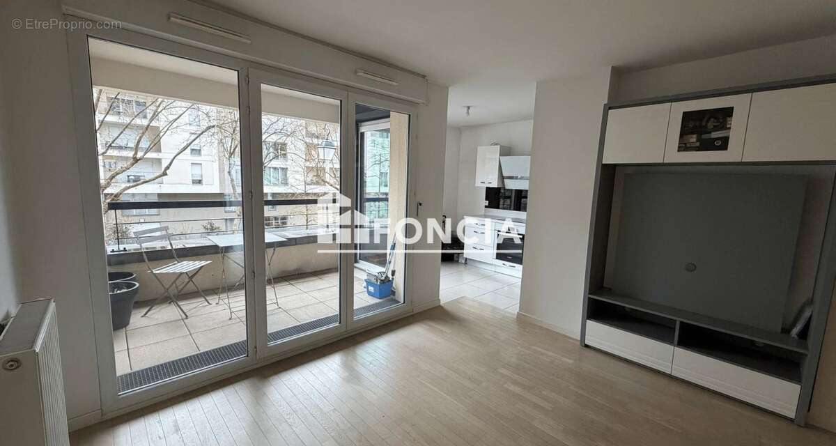 Appartement à BOURG-LA-REINE