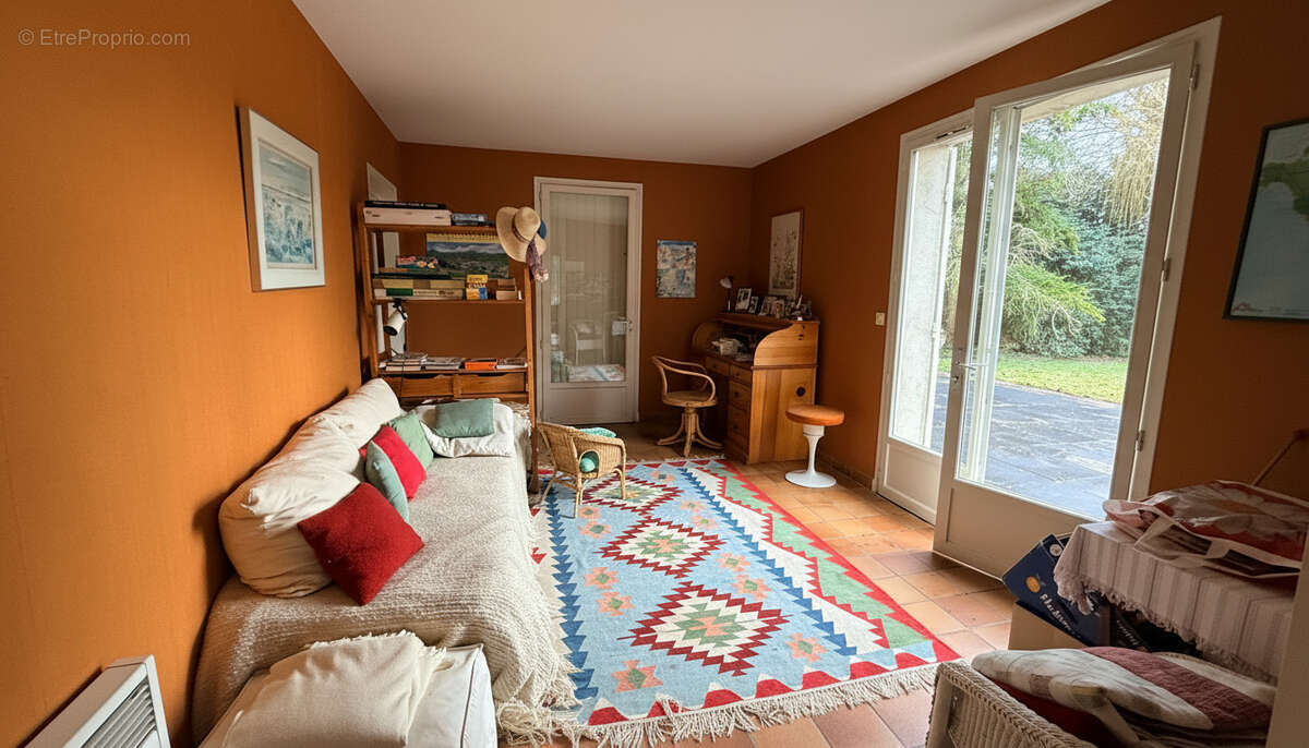 Maison à AUTOUILLET