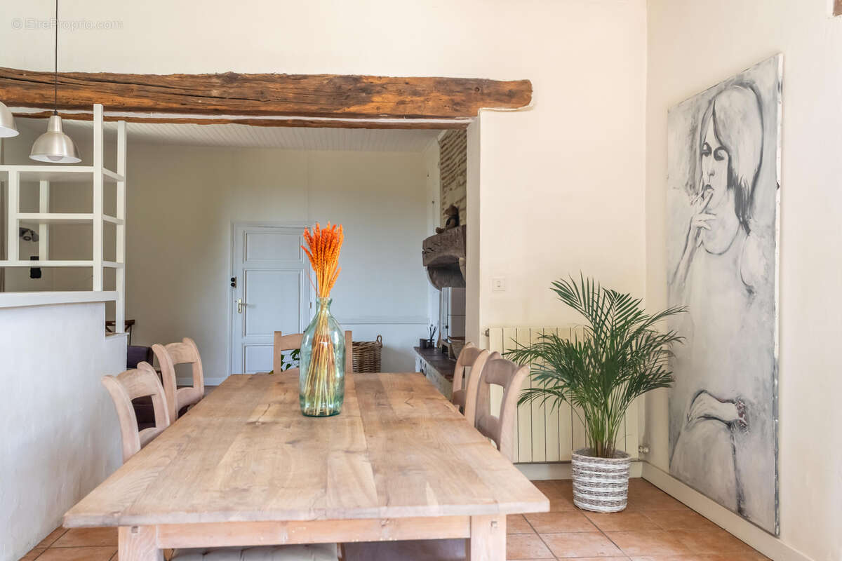 Maison de campagne avec piscine et grange - photo 26