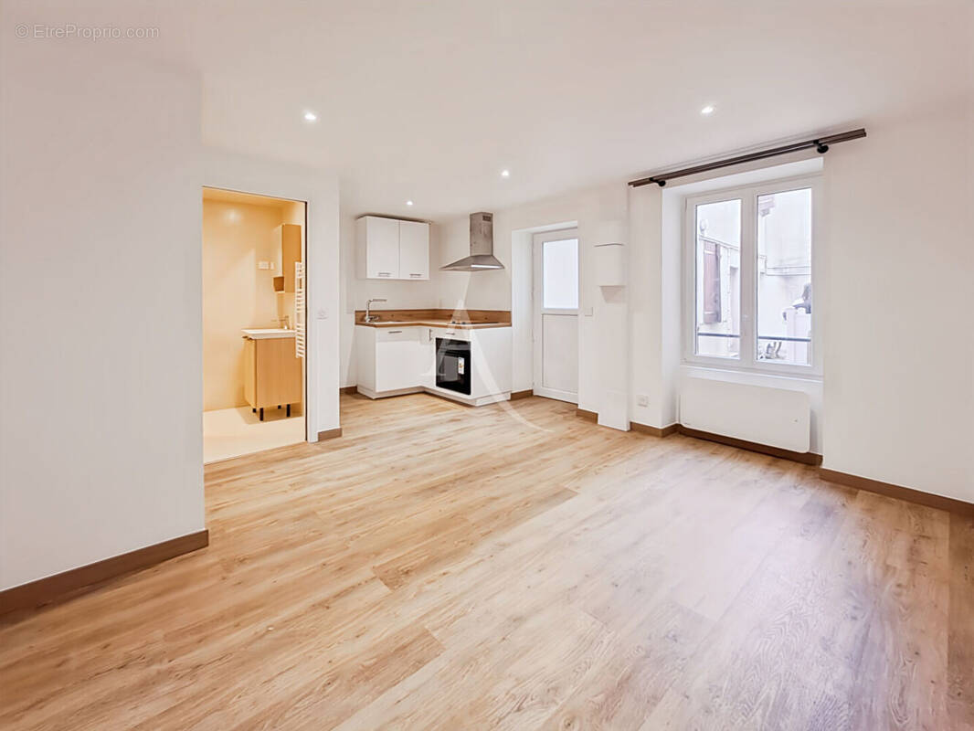 Appartement à ARPAJON